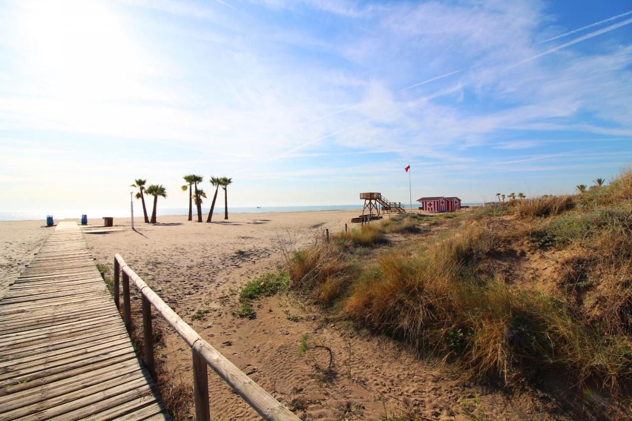 Global Properties, Apartamento Con Terraza Y Piscina A Un Paso De La Playa 卡耐特蒂贝兰格 外观 照片