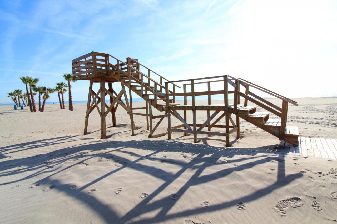Global Properties, Apartamento Con Terraza Y Piscina A Un Paso De La Playa 卡耐特蒂贝兰格 外观 照片
