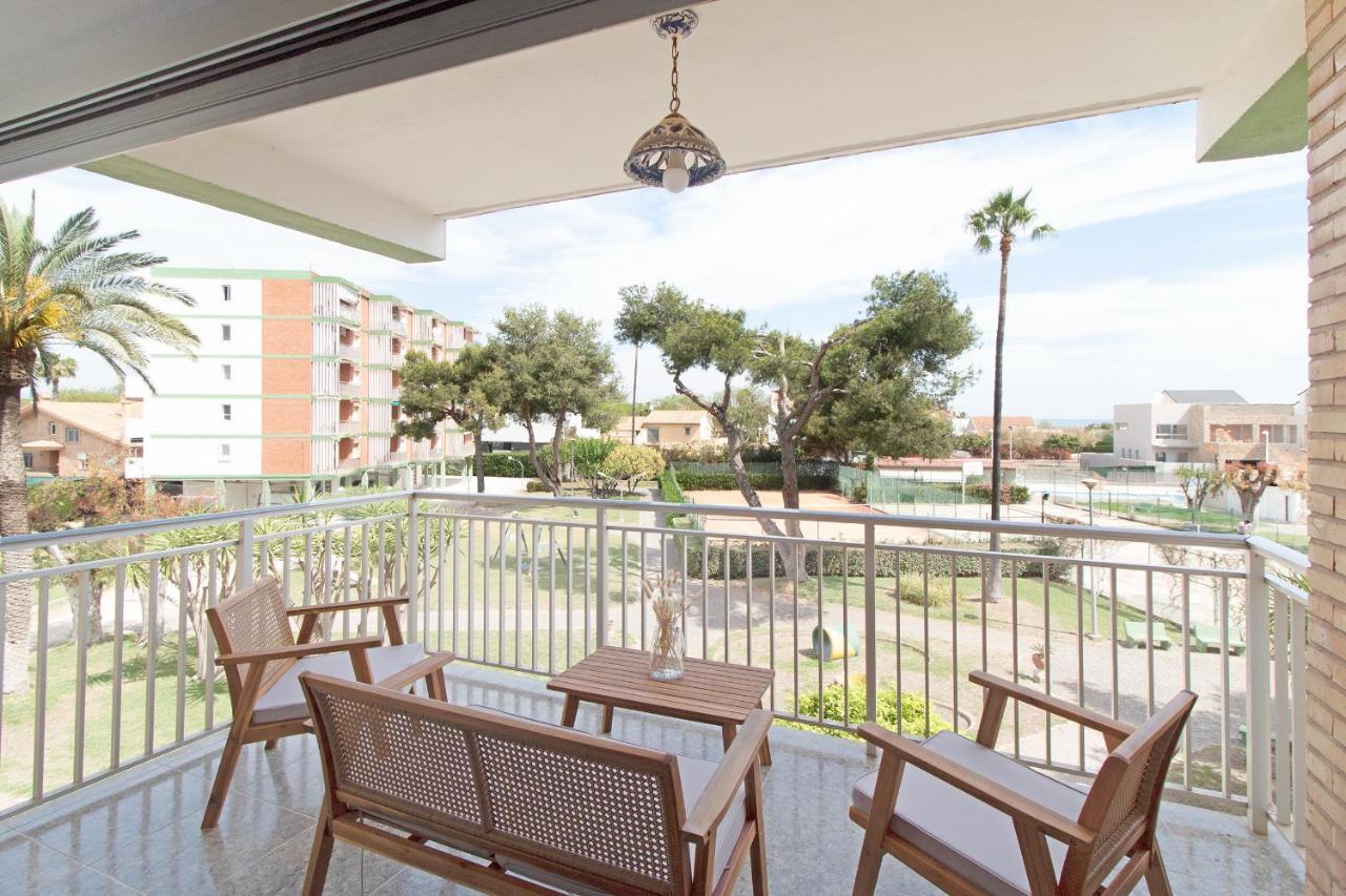 Global Properties, Apartamento Con Terraza Y Piscina A Un Paso De La Playa 卡耐特蒂贝兰格 外观 照片
