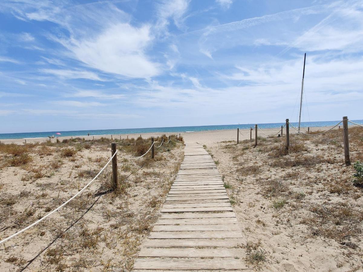 Global Properties, Apartamento Con Terraza Y Piscina A Un Paso De La Playa 卡耐特蒂贝兰格 外观 照片